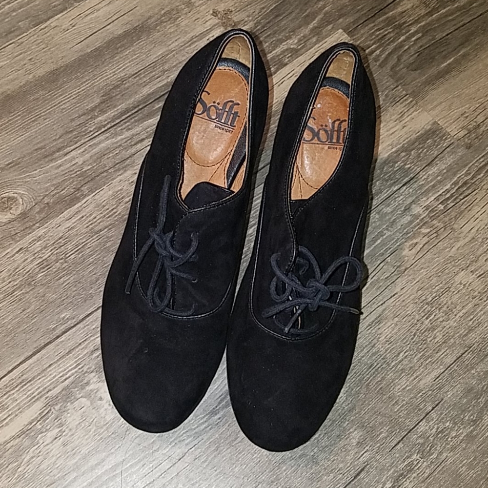 Soft black suede ankle booties tie New